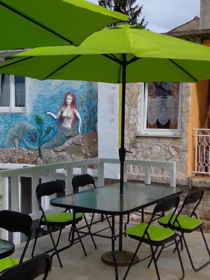 Apartman SIRENA Pican Bagian luar foto