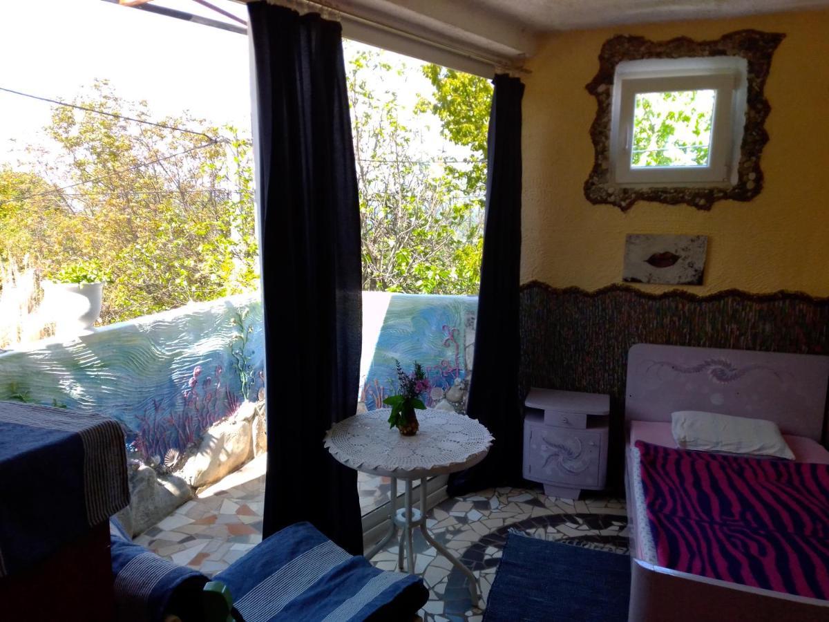Apartman SIRENA Pican Bagian luar foto