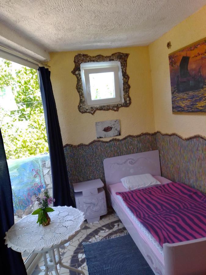 Apartman SIRENA Pican Bagian luar foto